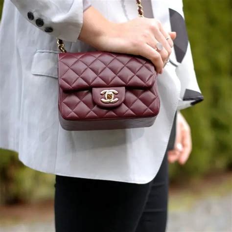 chanel mini flap bag荔枝皮|Chanel Mini Flap Reference Guide: Everything You Need to.